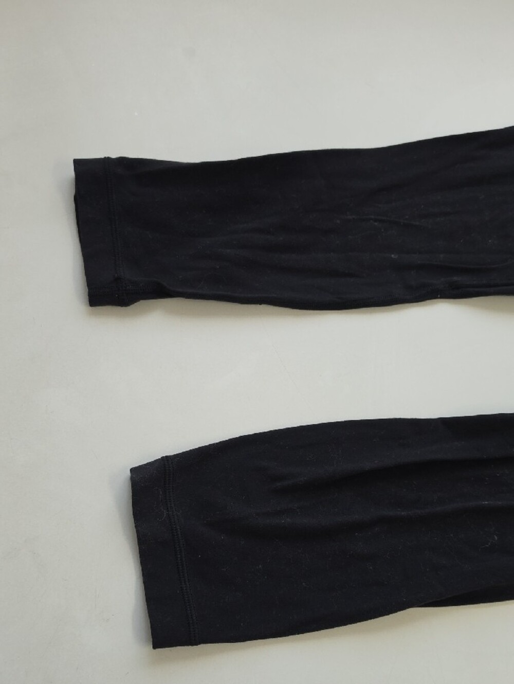 Lululemos Black  Leggings - Picture 4 of 9
